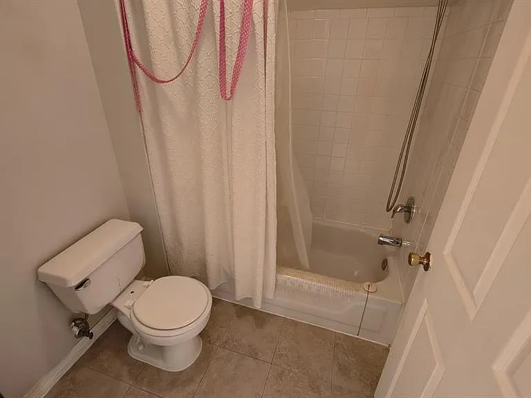 7340 Westpointe Blvd #326 — Photo 29