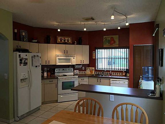 2nd image of 2048 NW 193rd Ave