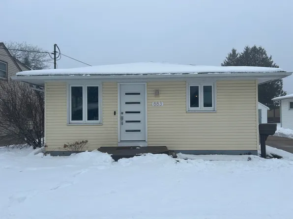 883 Roosevelt St, Menasha, WI 54952