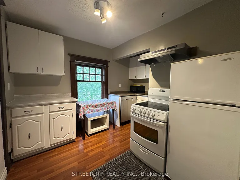 17 Saint Andrew St — Photo 16