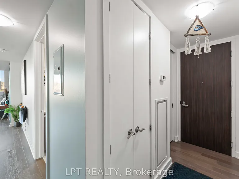 111 Champagne Ave S #307 — Photo 10