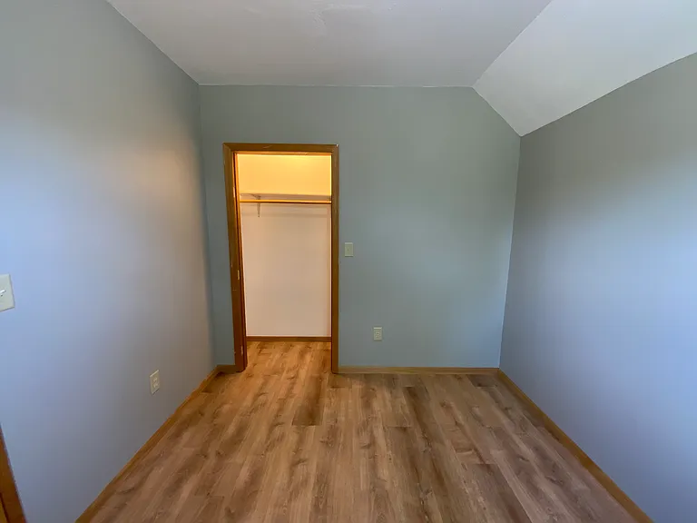 2 bed, 1.0 bath, $975 — Photo 11