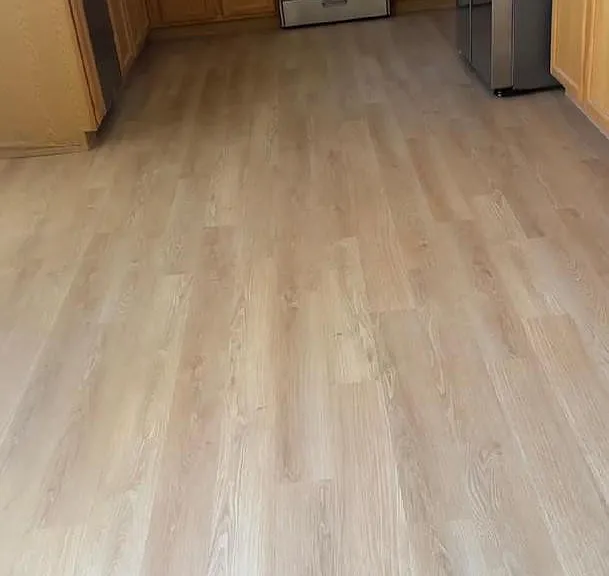 4209 E Spur Dr — Photo 2