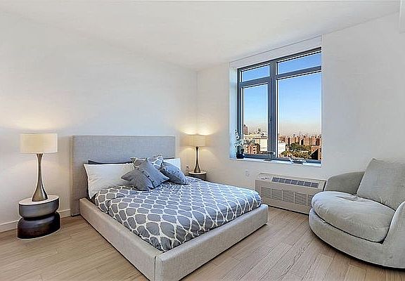 4th image of 180 Myrtle Ave APT 8E