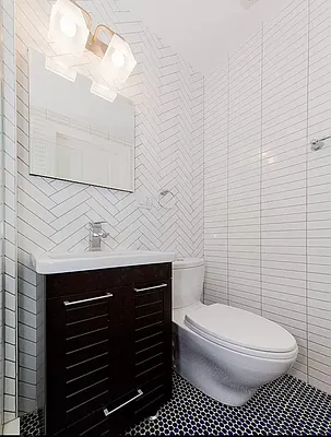 Rented by REAL New York | media 75