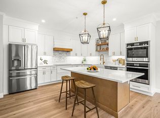 Whitman Acres Condominium, Bellingham, MA 02019