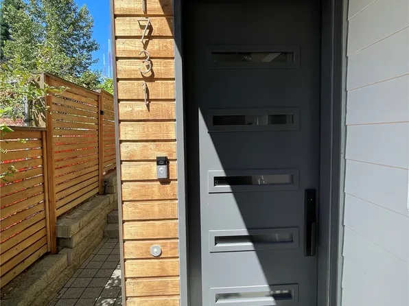 1731 25th Avenue, Seattle, WA 98122