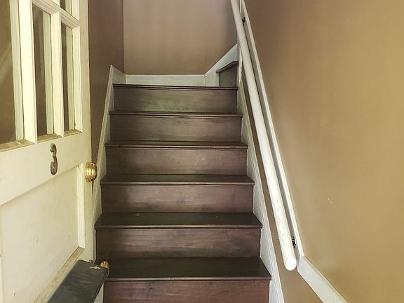 3rd image of 1929 23rd St APT 3