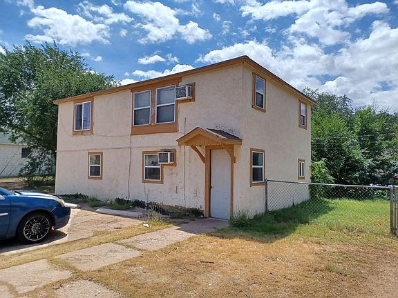2nd image of 915 W 14th St #B