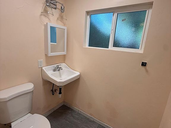 5th image of 1821 N St APT C