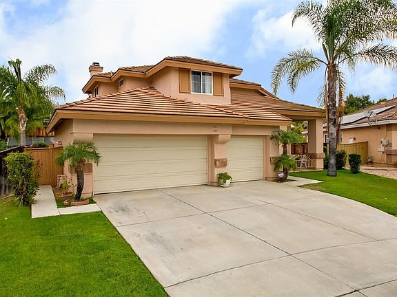 3rd image of 5744 Dartmoor Cir