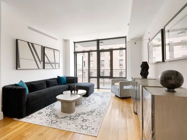 47 Bridge St APT 3A, Brooklyn, NY 11201