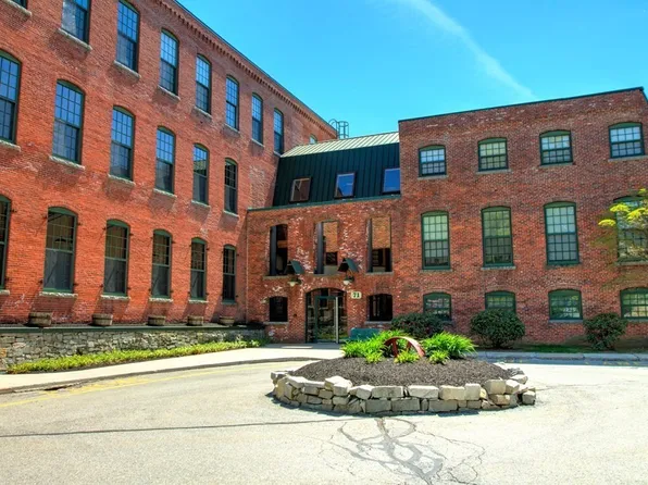 71 Princeton St APT 202, North Chelmsford, MA 01863