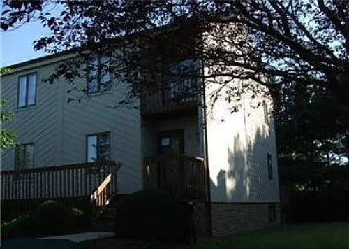 91 Chatham Ct Photo 1