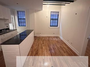 426 W Briar Pl #J1, Chicago, IL 60657