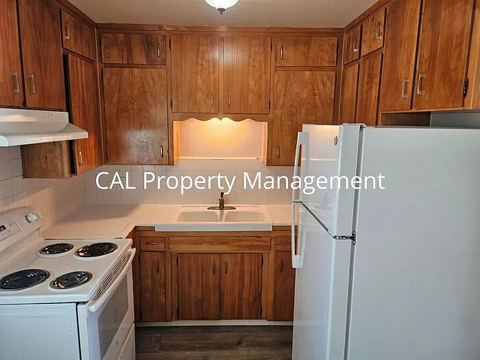 938 Illinois Ave #18 — Photo 1