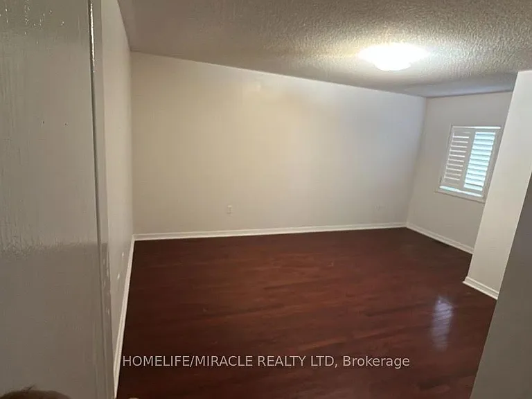 802 Genovese Pl — Photo 9