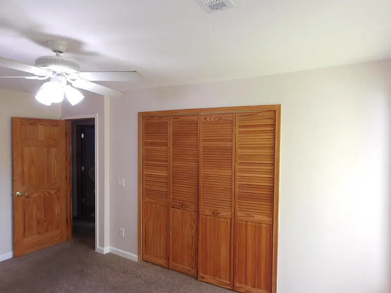 32005 W Twelve Mile Rd #206 — Photo 17