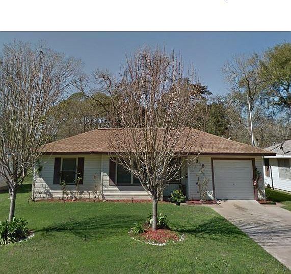 1st image of 318 Cypress St
