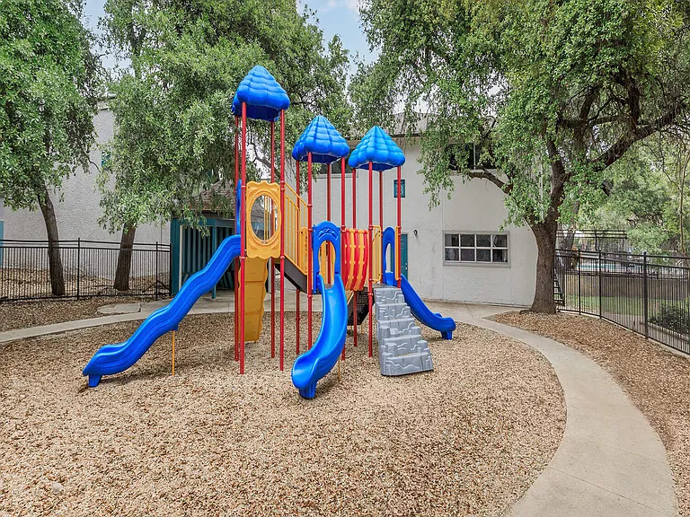 Ayla at Castle Hills — Photo 8