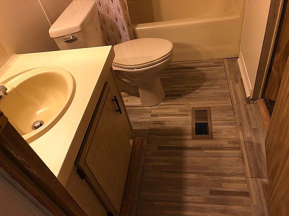 3rd image of 440 S Val Vista Dr Unit 40