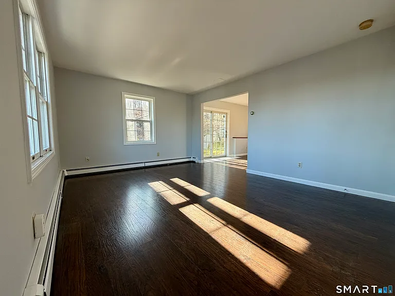 154 E Main St #A — Photo 8