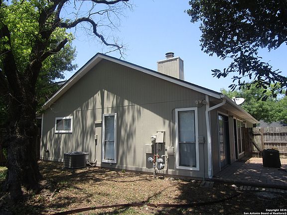 3rd image of 3018 Wood Circle