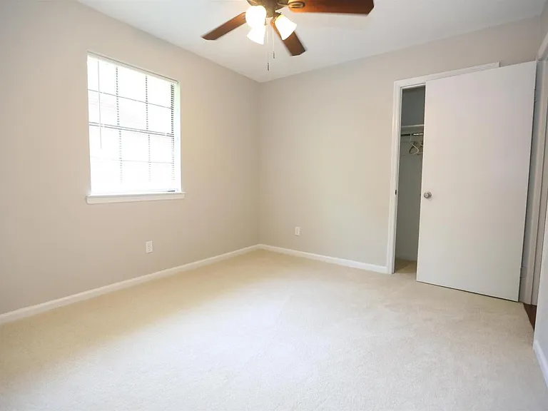 12406 Colleen Dr — Photo 22