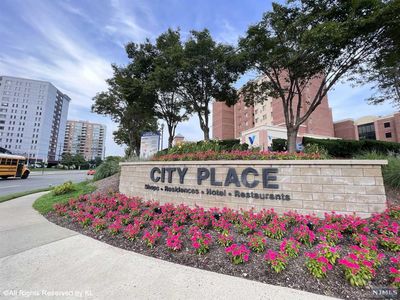 3205 City Pl, Edgewater, NJ, 07020