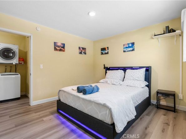 santa-ana-california-448100967 picture