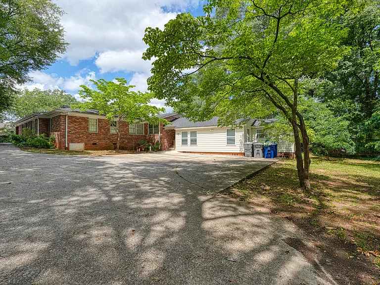 831 John B White Sr Blvd #C — Photo 21