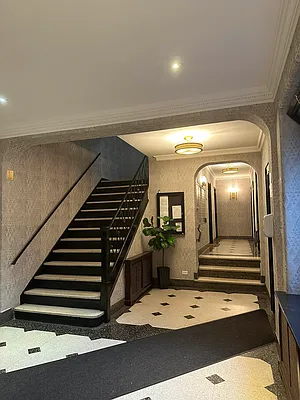 Rented by CitySites Real Estate Group | media 14