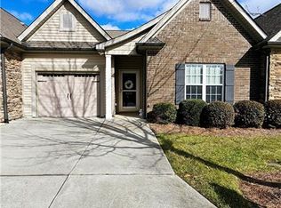 4375 Weatherton Dr, Kernersville, NC 27284