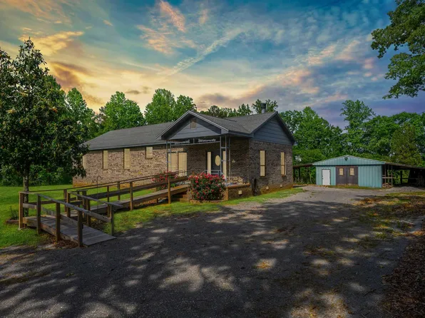 1492 Paul Allman Rd, Adger, AL 35006