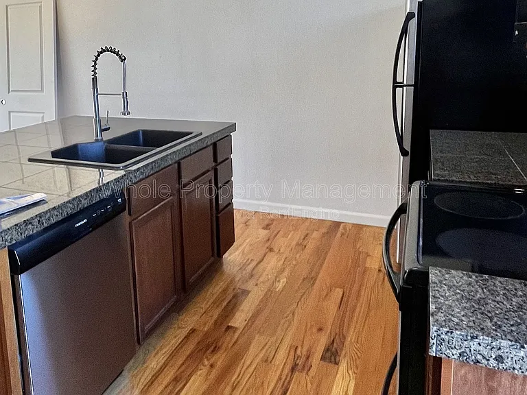 908 Eudora St #1-203 — Photo 8