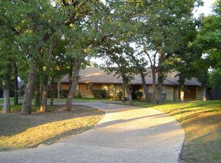 3811 Lakeridge Rd, Arlington, TX 76016