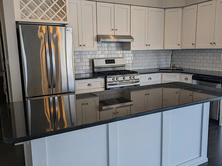 2 br kitchen