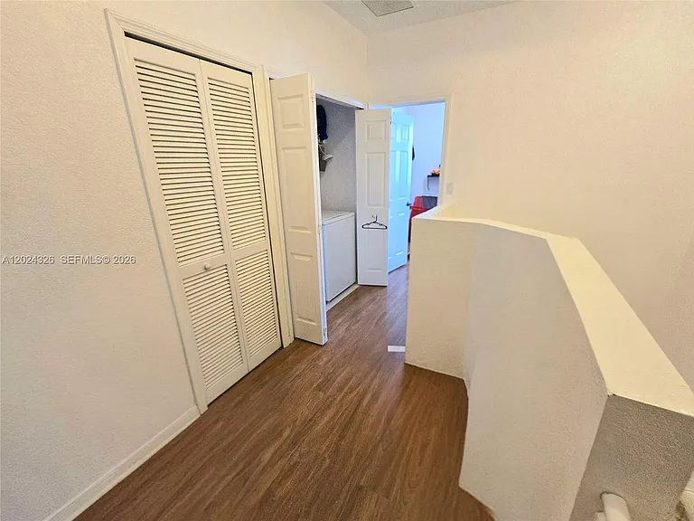 10778 NW 84th St #427 — Photo 6