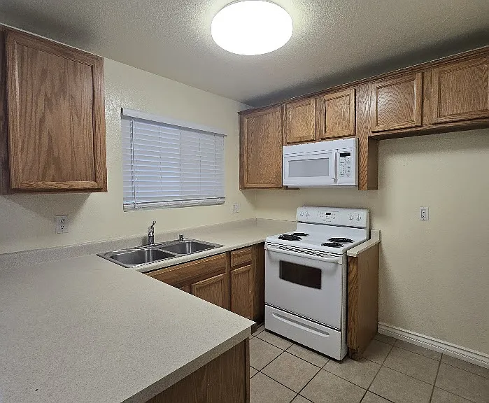 4875 E McKinley Ave #138 — Photo 5
