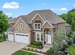 1632 SW Napa Valley Dr, Lees Summit, MO 64082