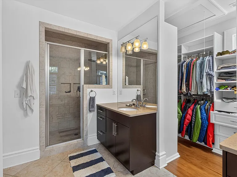 2038 Dartmouth Pl — Photo 10