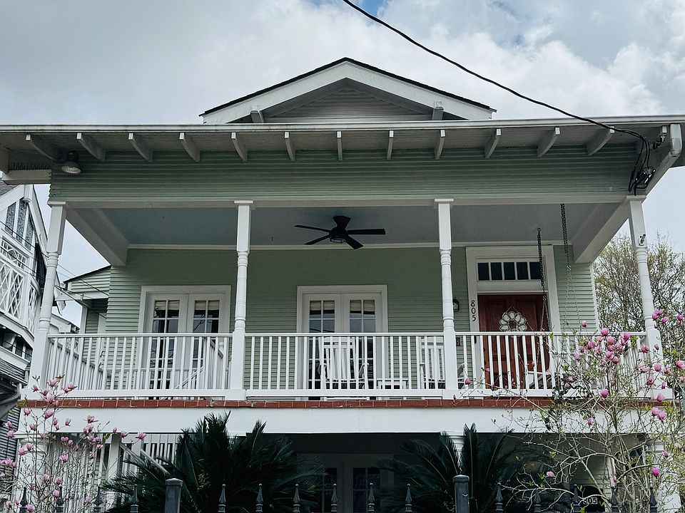 1st image of 805 Pine St