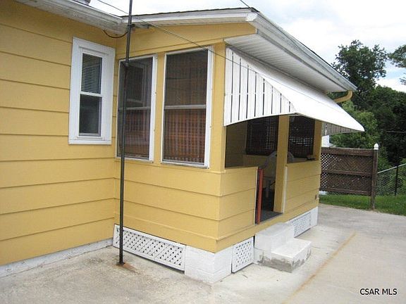 5th image of 318 Braddock St