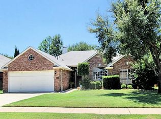 609 Oak Hollow Ln, Flower Mound, TX 75028