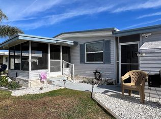 149 Lakeview Dr #677, Leesburg, FL 34788