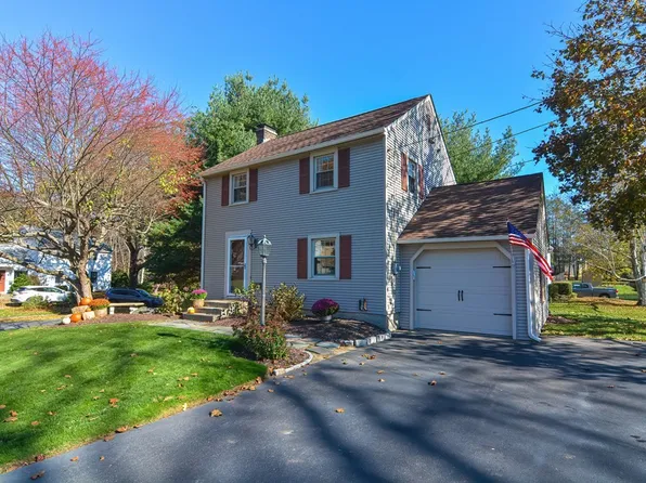 2 Marion Ave, Auburn, MA 01501