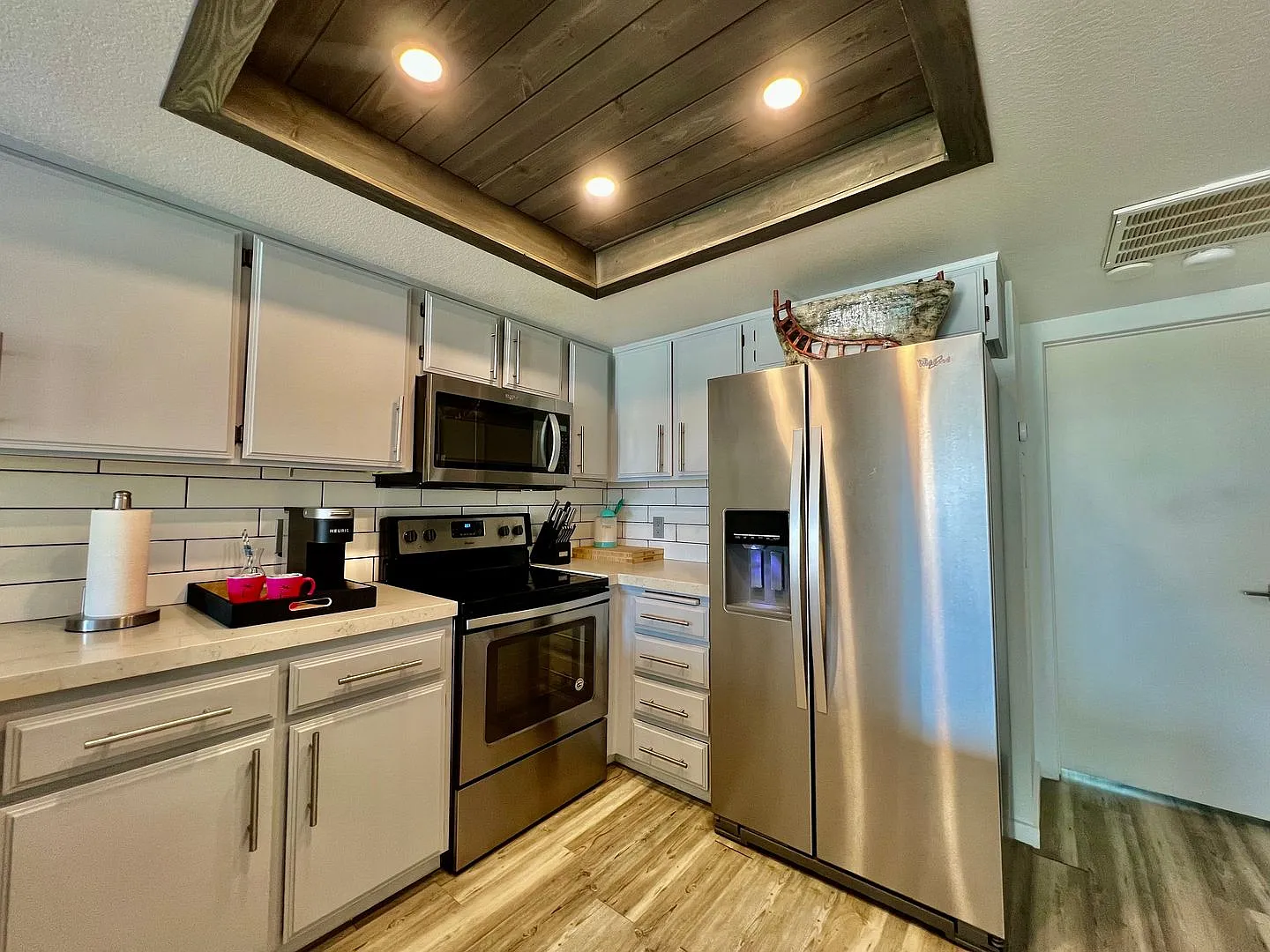 Coming Soon! 1 Bedroom 1 Bathroom Upper-Level Condo In Gated Community Of Candlewood Villas — Photo 3