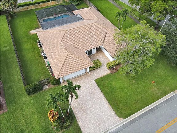 2nd image of 8392 NW 5th Street