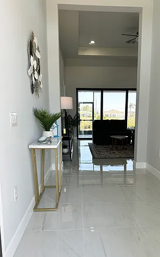 1409 NW 9th Pl Photo 1