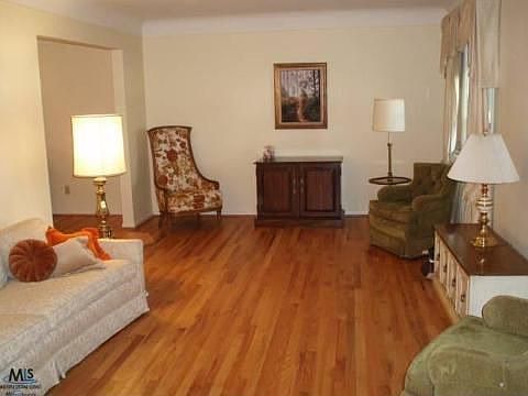 2nd image of 31426 Waltham Dr